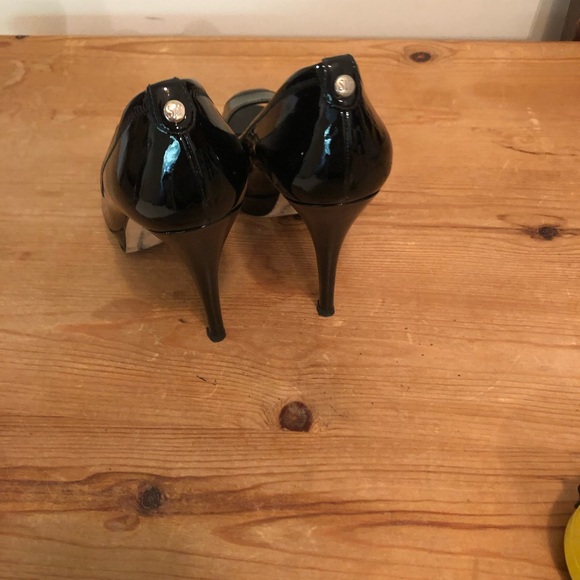 Black Stuart Weizmann shoes in perfect condition - Picture 1 of 3
